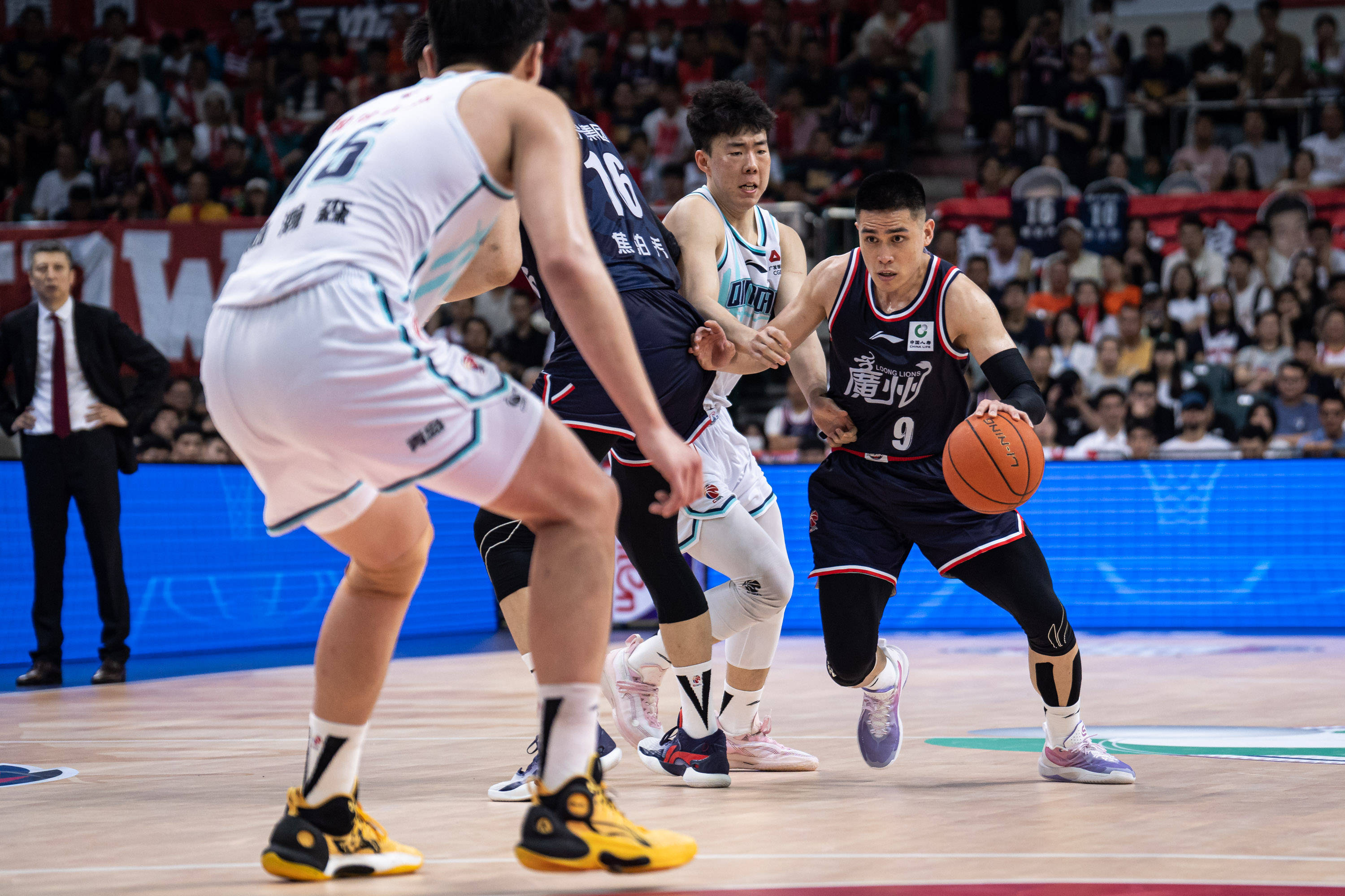 利为他们的 利为他们的